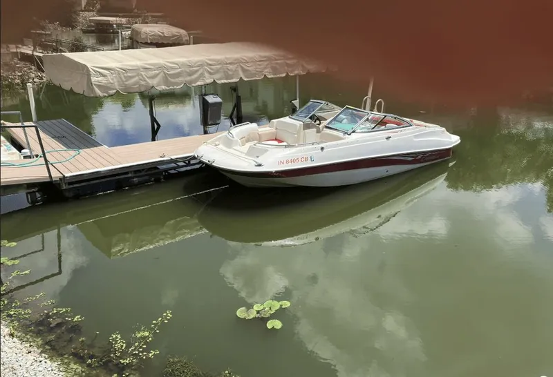 Slide: The Image of Caravelle 218 Deck Boat 2005 - 9