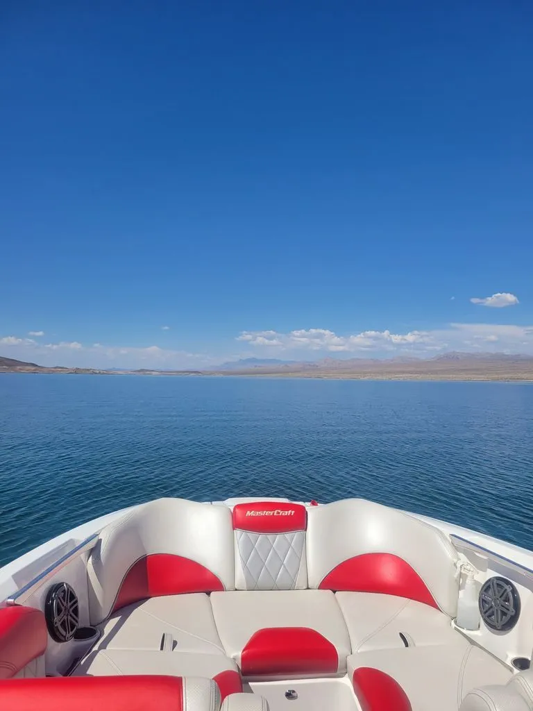 Slide: The Image of MasterCraft X46 2015 - 10