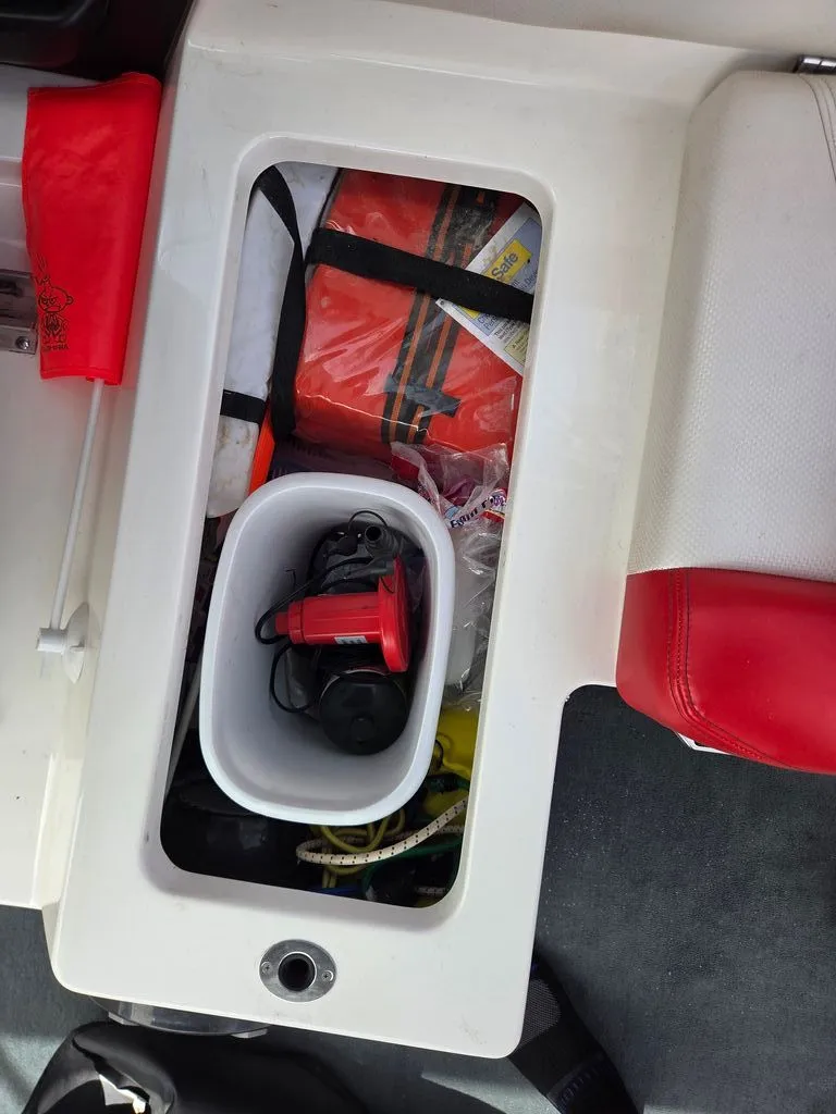 Slide: The Image of MasterCraft X46 2015 - 14