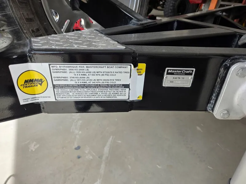 Slide: The Image of MasterCraft X46 2015 - 31