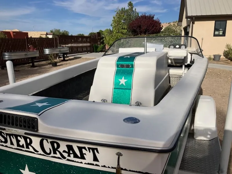 Slide: The Image of MasterCraft Stars & Bars 1976 - 13