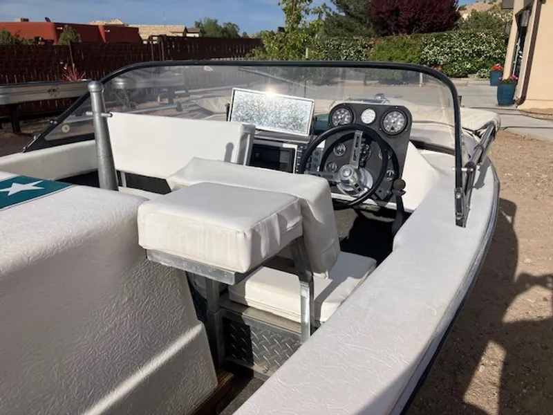 Slide: The Image of MasterCraft Stars & Bars 1976 - 5