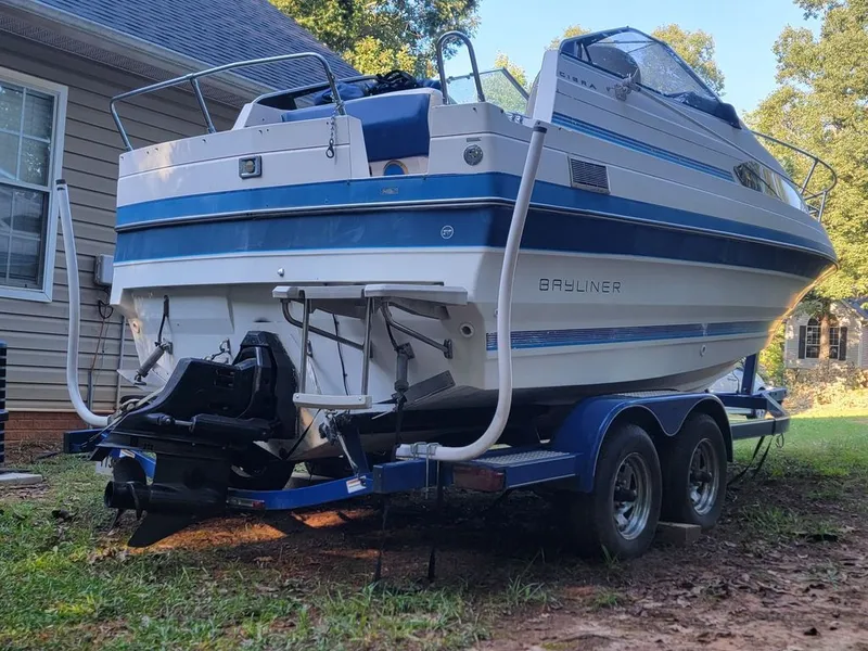 Slide: The Image of Bayliner Ciera 1986 - 4