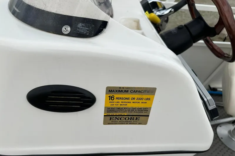 Slide: The Image of 2011 Bentley Pontoons 250/253 Elite Admiral capacity label, 16 persons or 2320 lbs. - 8