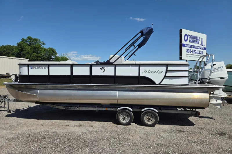 The Image of 2022 Bentley Pontoons 240 Navigator on trailer at O'Connell Marine dealership. - 0