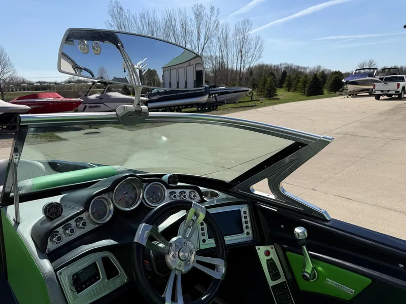 Slide: The Image of MasterCraft X25 2015 - 20