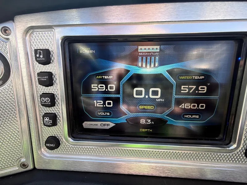 Slide: The Image of MasterCraft X25 2015 - 21