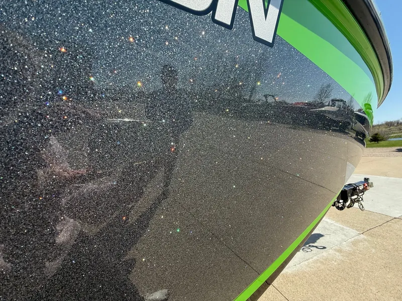 Slide: The Image of MasterCraft X25 2015 - 4