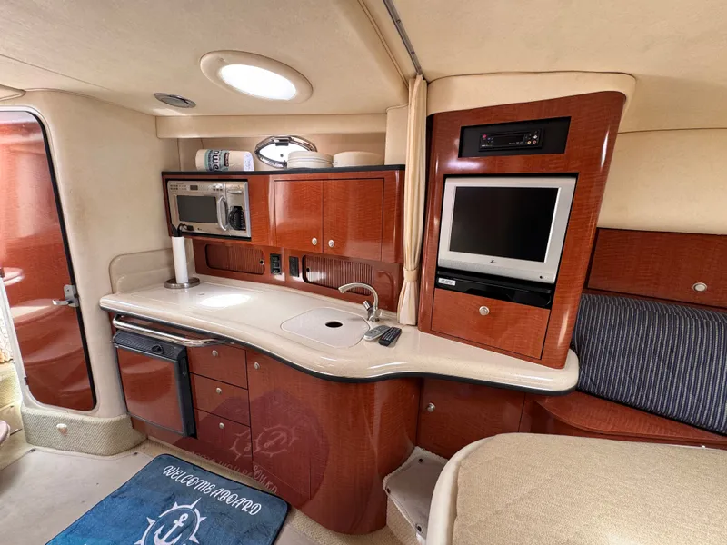 Slide: The Image of Sea Ray Sundancer 320 2005 - 23