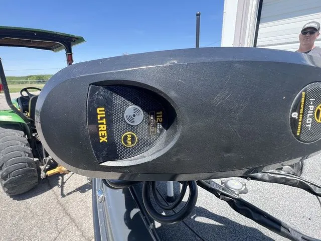 Slide: The Image of Phoenix Bass Boat 920 Elite 2 2022 - 14