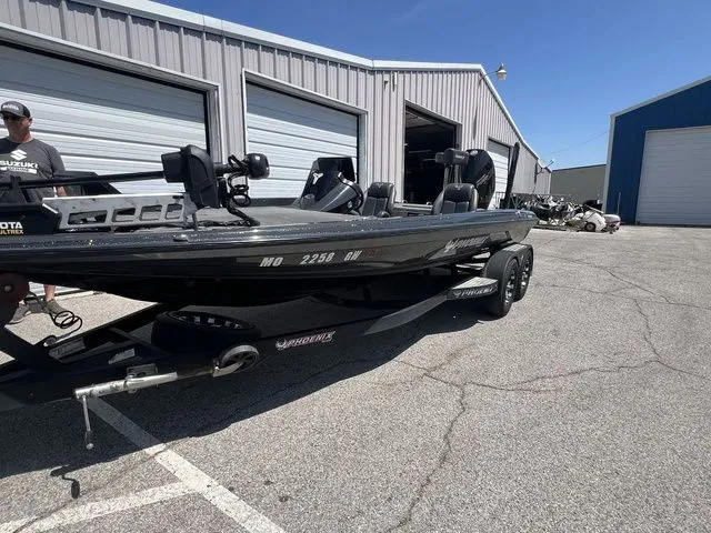 Slide: The Image of Phoenix Bass Boat 920 Elite 2 2022 - 16