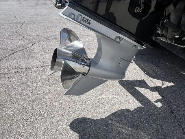 Slide: The Image of Phoenix Bass Boat 920 Elite 2 2022 - 5