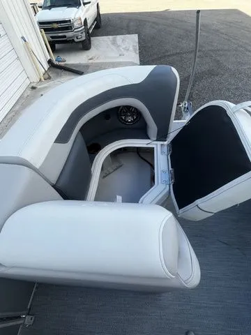 Slide: The Image of Godfrey SW2086 Fish Stern 2026 - 27