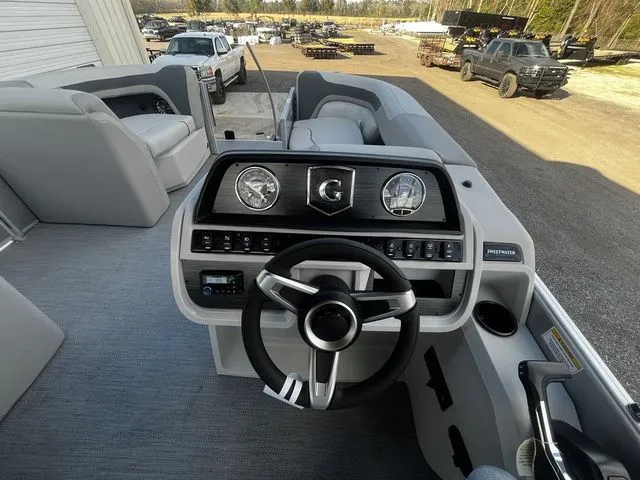 Slide: The Image of Godfrey SW2086 Fish Stern 2026 - 29