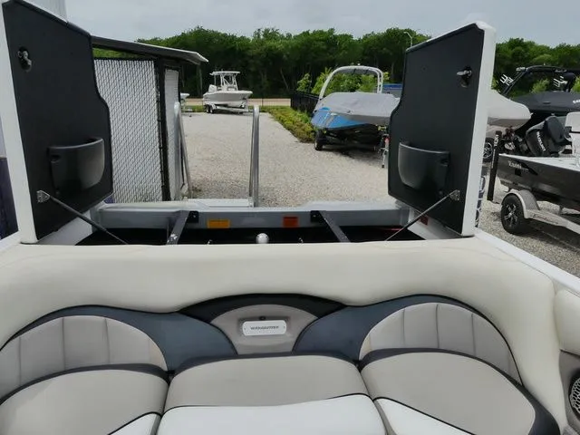 Slide: The Image of Malibu Wakesetter LSV 2011 - 19