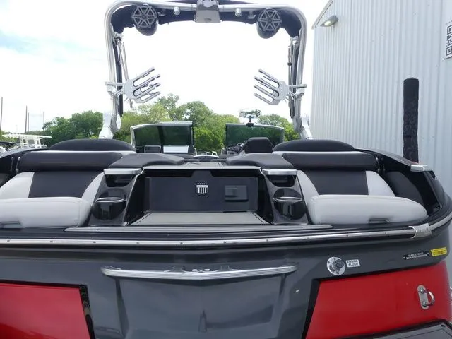 Slide: The Image of MasterCraft X23 CUSTOM 2017 - 14