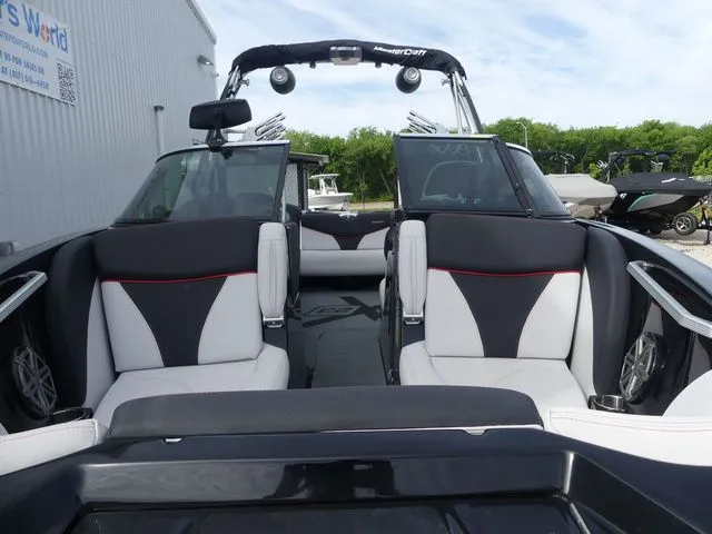 Slide: The Image of MasterCraft X23 CUSTOM 2017 - 7