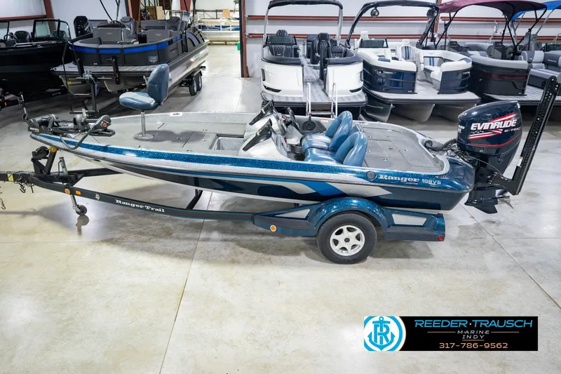 The Image of 2007 Ranger 188 VS fishing boat with Evinrude motor in showroom. - 5
