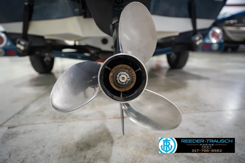 Slide: The Image of Close-up of a 2007 Ranger 188 VS boat propeller in a showroom. - 54