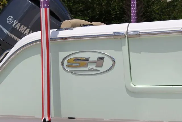 Slide: The Image of Sea Hunt Ultra 235 SE 2018 - 15