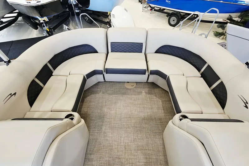 Slide: The Image of Luxurious seating on 2019 Bennington SX 22 Premium Stern Radius boat. - 11