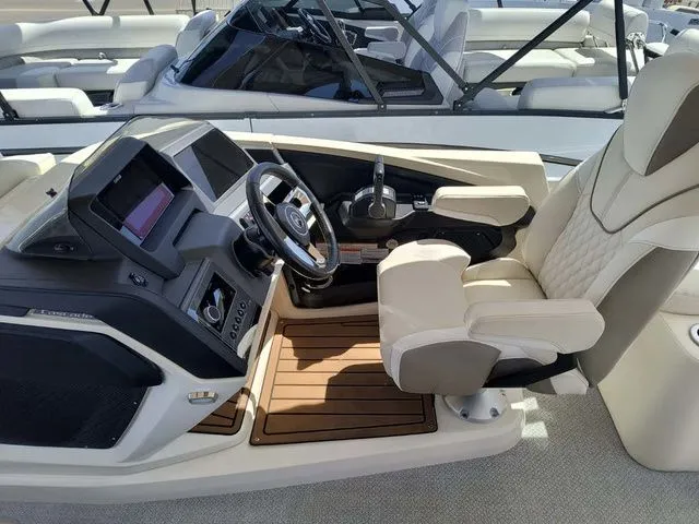 Slide: The Image of Tahoe Cascade Quad Lounge Shift 25 FT 2026 - 7