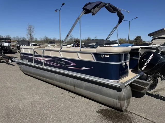 Slide: The Image of Sylvan 8522 Mirage Cruise 2012 - 3