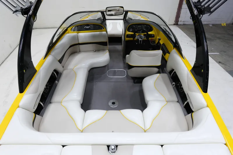Slide: The Image of Malibu Wakesetter 21 VLX 2006 - 10