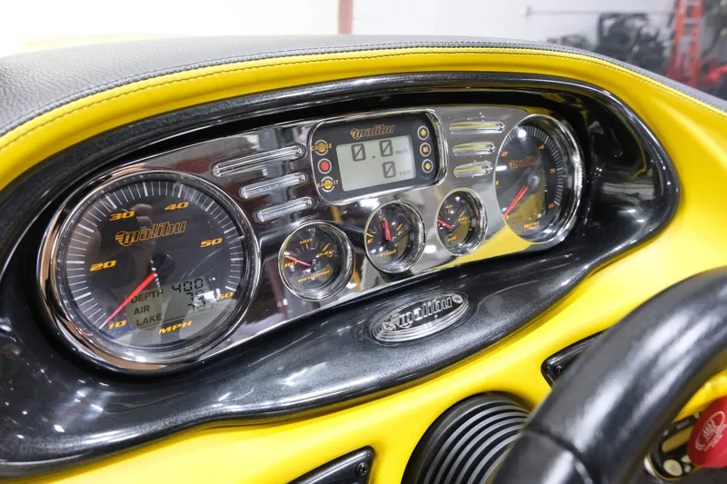 Slide: The Image of Malibu Wakesetter 21 VLX 2006 - 17