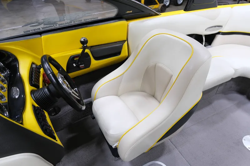 Slide: The Image of Malibu Wakesetter 21 VLX 2006 - 18