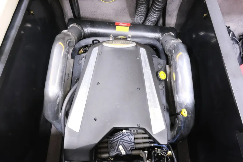 Slide: The Image of Malibu Wakesetter 21 VLX 2006 - 22