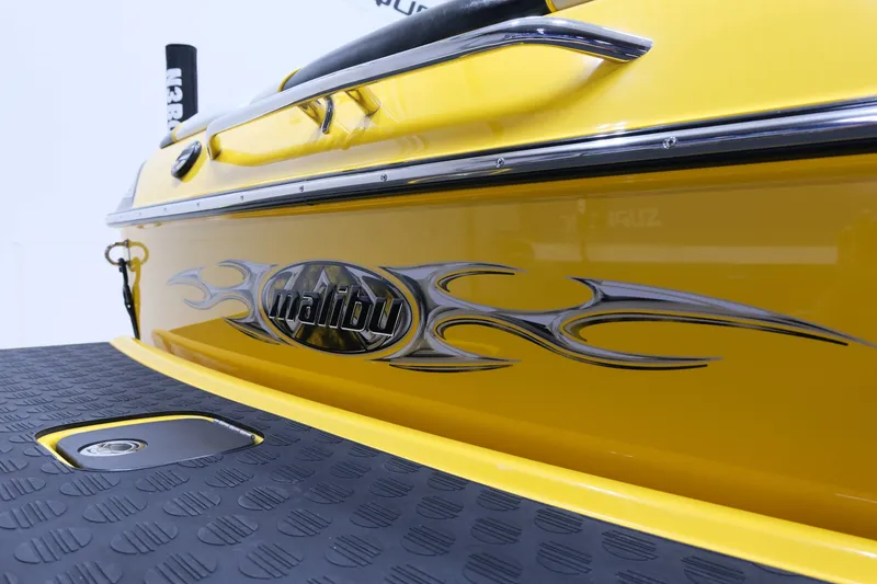 Slide: The Image of Malibu Wakesetter 21 VLX 2006 - 8