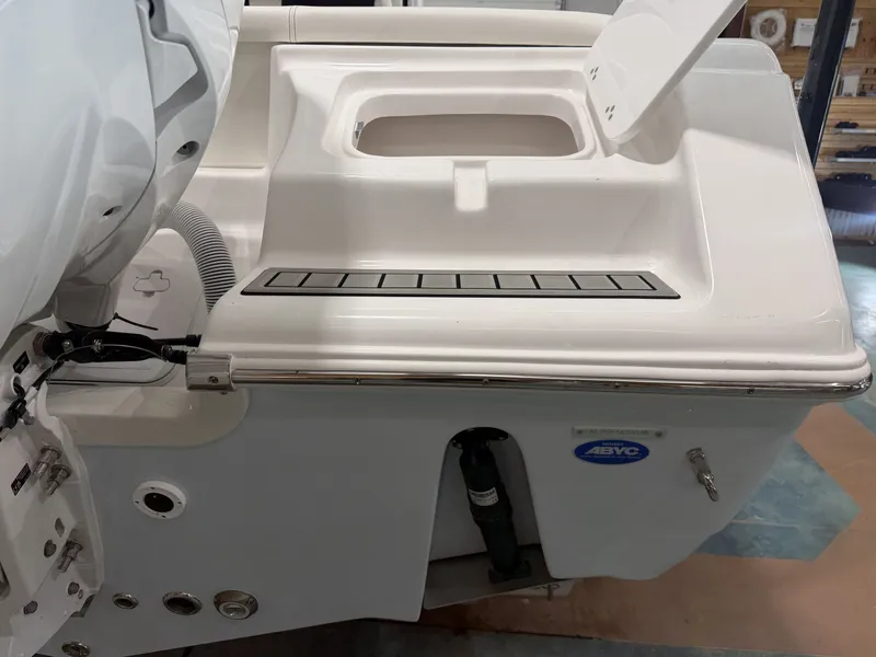 Slide: The Image of Tidewater 220 LXF 2026 - 8