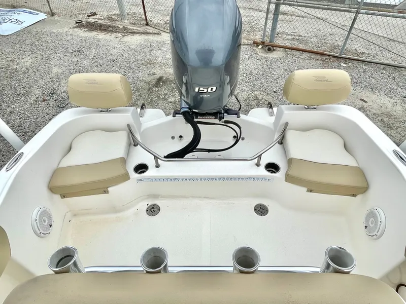 Slide: The Image of Pioneer 2020 202 Sportfish boat with Yamaha 150 engine. - 20