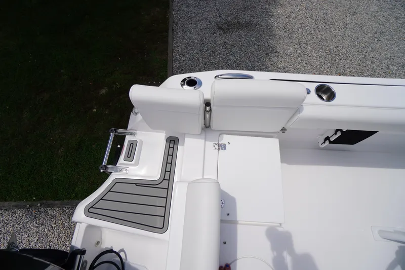 Slide: The Image of Tidewater 232 SS 2026 - 63