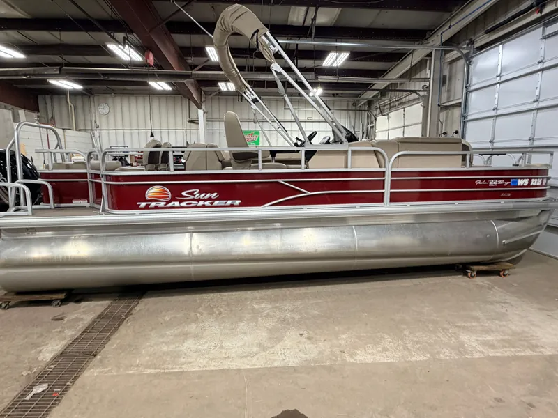 Slide: The Image of Sun Tracker Fishin Barge 22 DLX XP3 Tritoon & 150HP Mercury 4Stroke - $39,995 2019 - 21