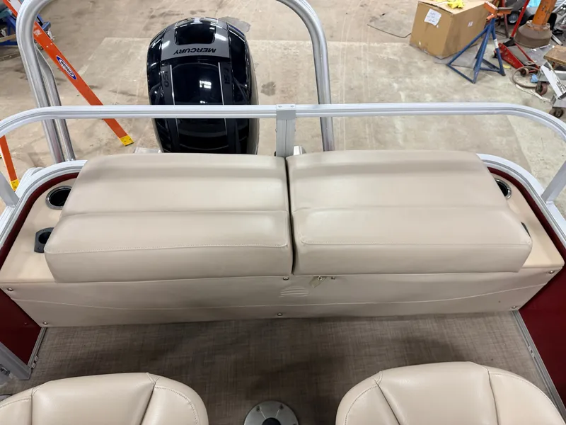 Slide: The Image of Sun Tracker Fishin Barge 22 DLX XP3 Tritoon & 150HP Mercury 4Stroke - $39,995 2019 - 48