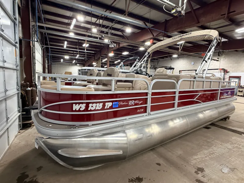 Slide: The Image of Sun Tracker Fishin Barge 22 DLX XP3 Tritoon & 150HP Mercury 4Stroke - $39,995 2019 - 51