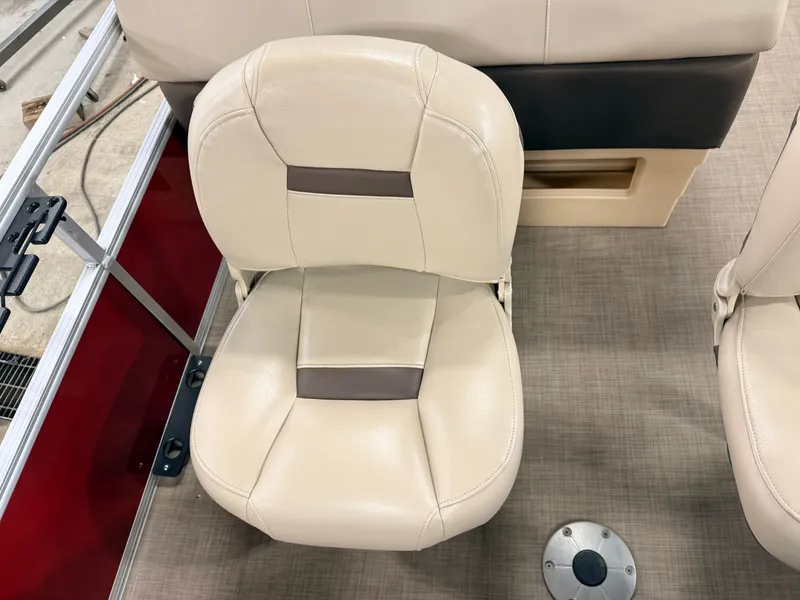 Slide: The Image of Sun Tracker Fishin Barge 22 DLX XP3 Tritoon & 150HP Mercury 4Stroke - $39,995 2019 - 55