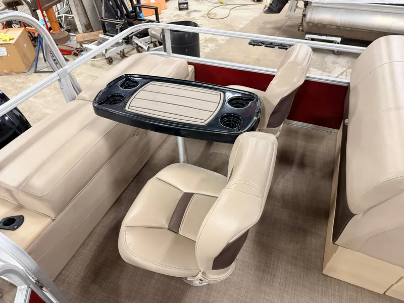 Slide: The Image of Sun Tracker Fishin Barge 22 DLX XP3 Tritoon & 150HP Mercury 4Stroke - $39,995 2019 - 58