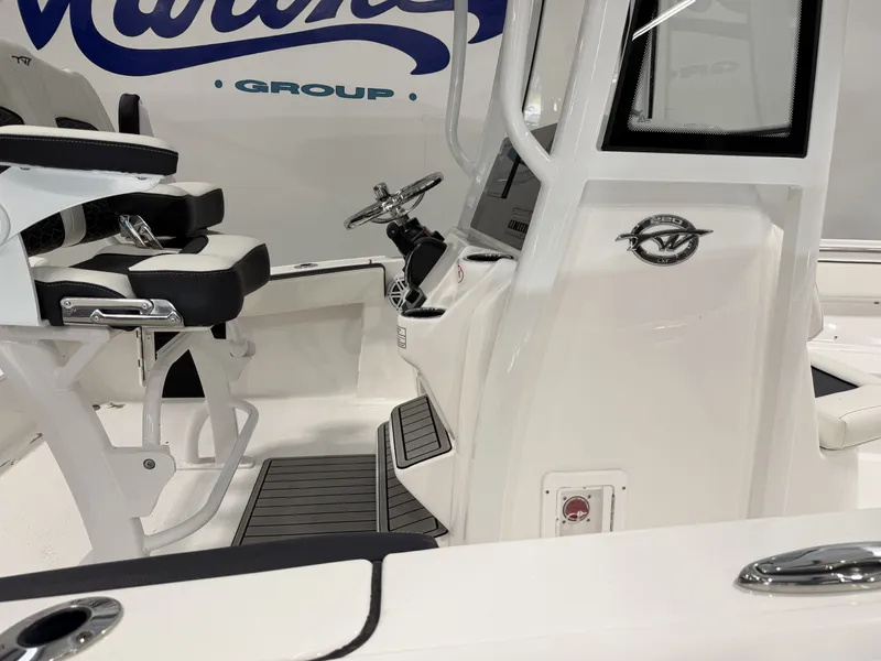 Slide: The Image of Tidewater 220 LXF 2026 - 11