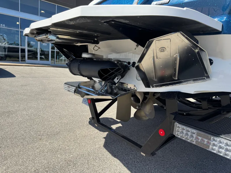 Slide: The Image of MasterCraft X24 2022 - 22