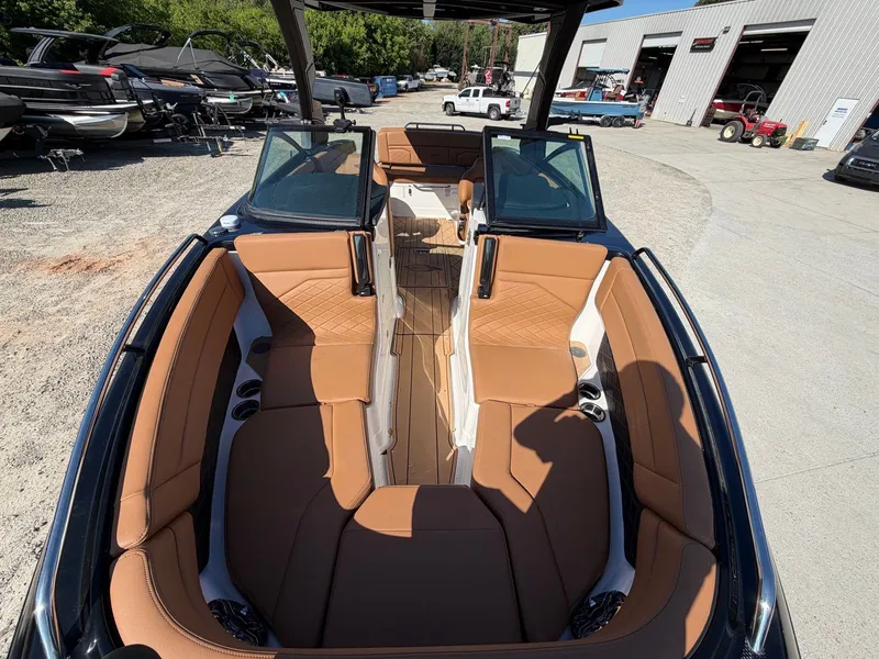 Slide: The Image of Chaparral GTS6 2026 - 22