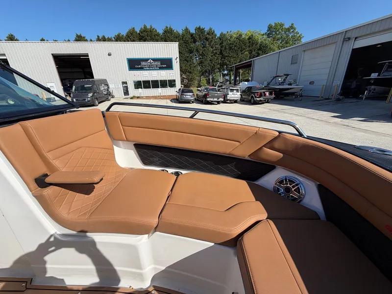 Slide: The Image of Chaparral GTS6 2026 - 24