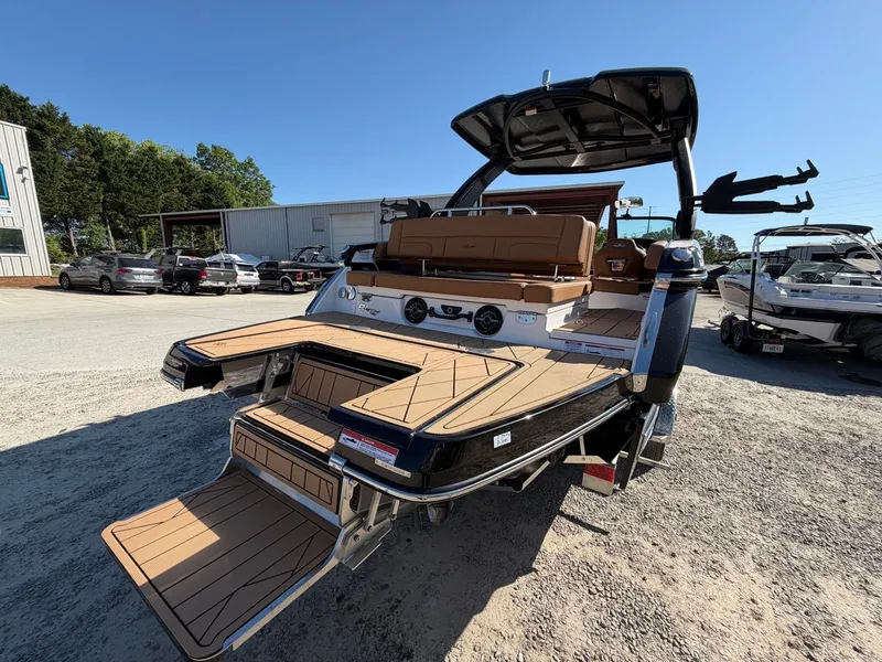 Slide: The Image of Chaparral GTS6 2026 - 32