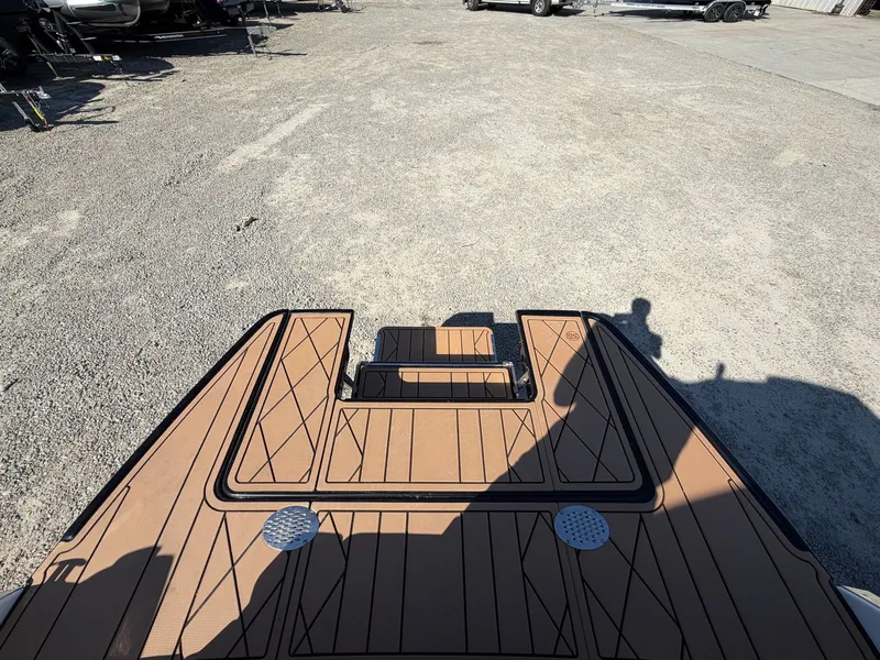 Slide: The Image of Chaparral GTS6 2026 - 35