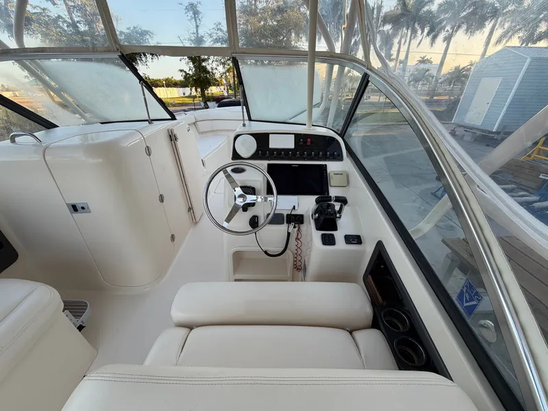 Slide: The Image of Grady-White Freedom 285 2016 - 13