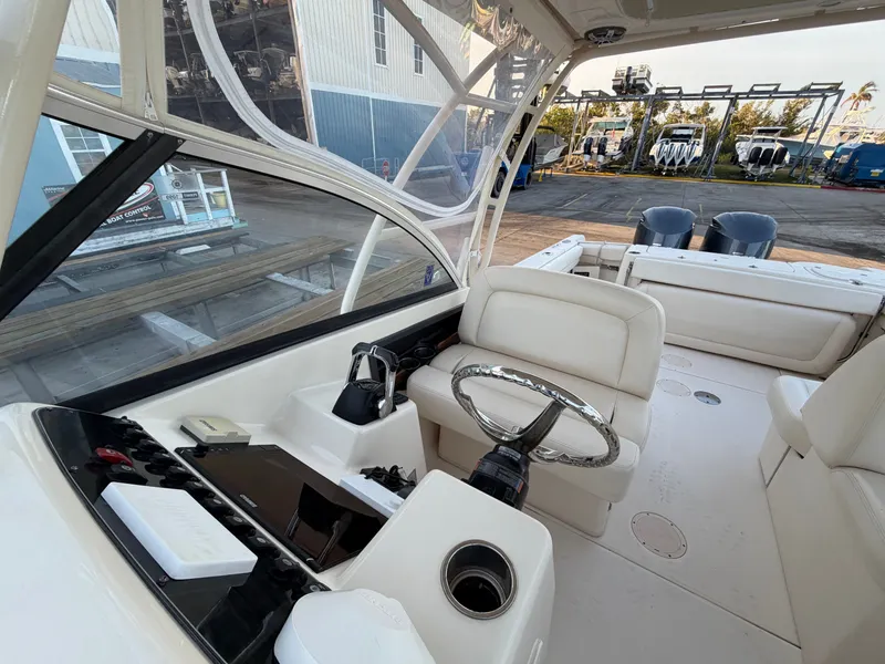 Slide: The Image of Grady-White Freedom 285 2016 - 22