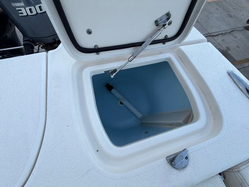 Slide: The Image of Grady-White Freedom 285 2016 - 29