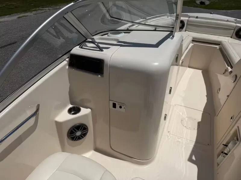 Slide: The Image of Grady-White 215 Fisherman 2023 - 14